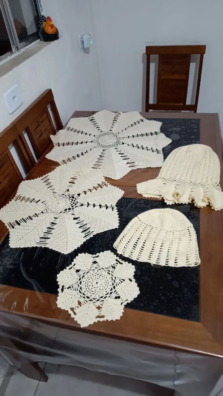 Jogo de mesa de crochê vermelho - Foto 3