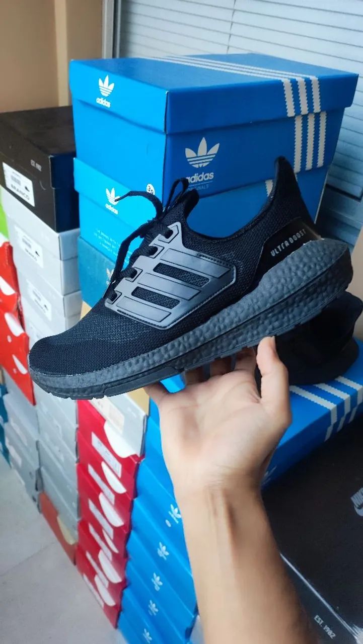 Adidas Ultraboost Black - Foto 3