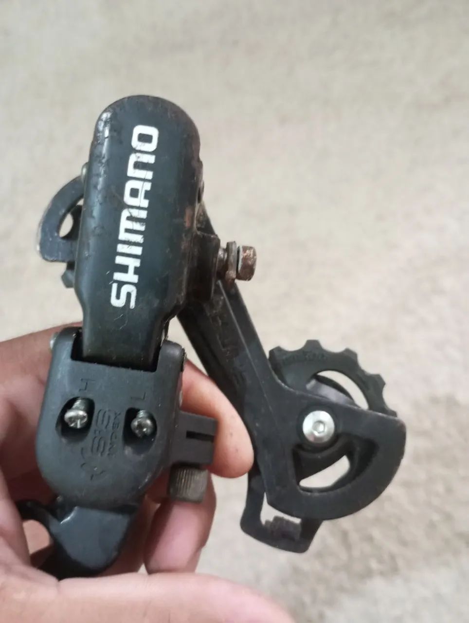 Cambio Shimano de bicicleta
