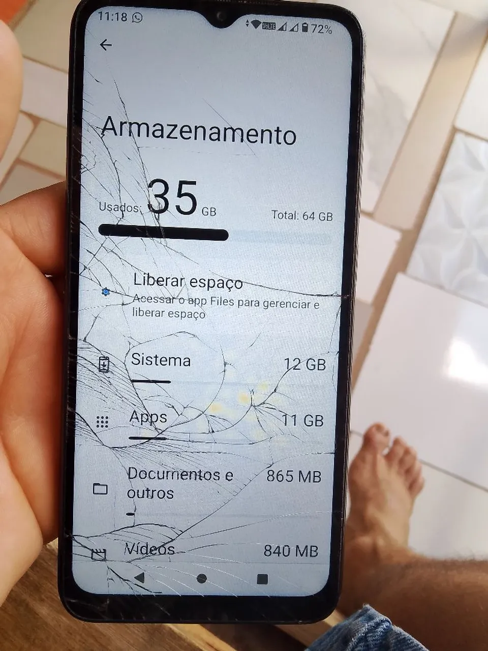 Vendo redimi A2 tela trincada funcionando perfeitamente 64gigas