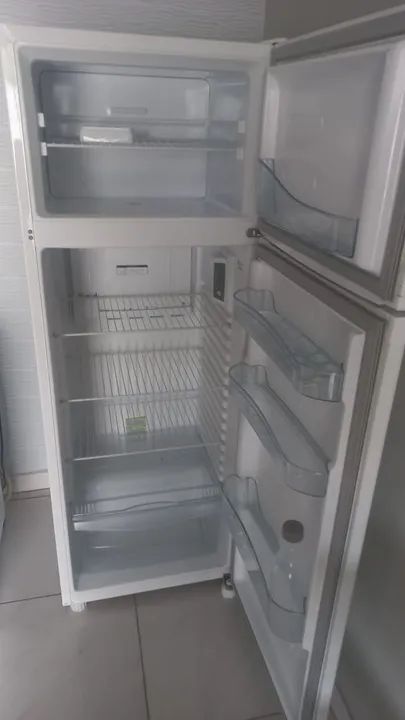 Geladeira Consul Duplex - Branca - Usada - Foto 5