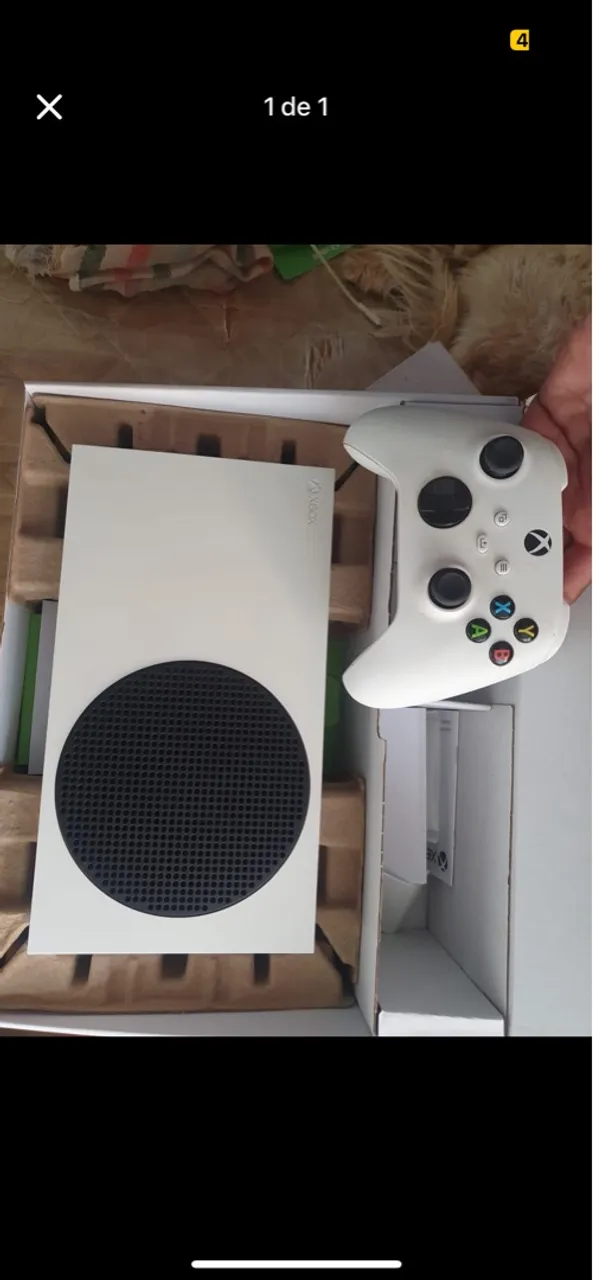 Xbox Series S - Novo na Caixa vendo,passo cartão se precisar.