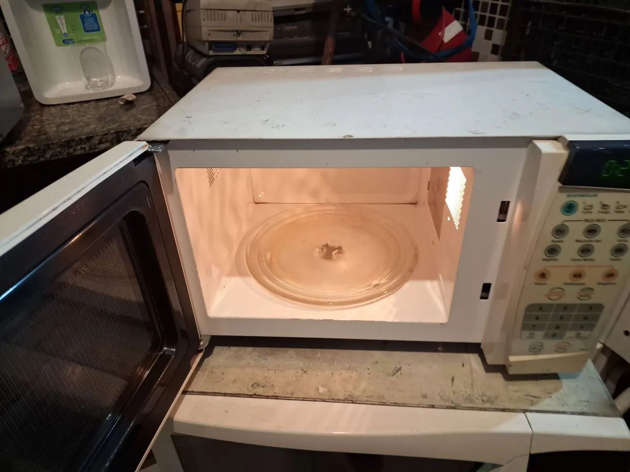 Micro-ondas Electrolux e outro - Foto 2