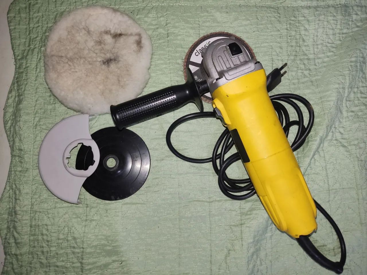 Esmerilhadeira Dewalt DWE4118