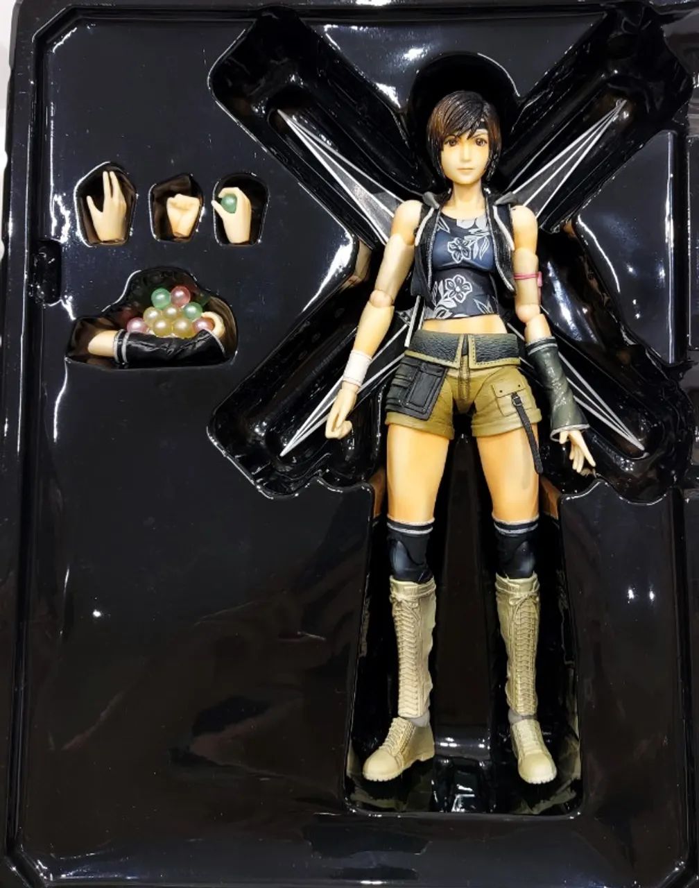 Yuffie Kisaragi Play Arts Kai Final Fantasy VII Advent Children