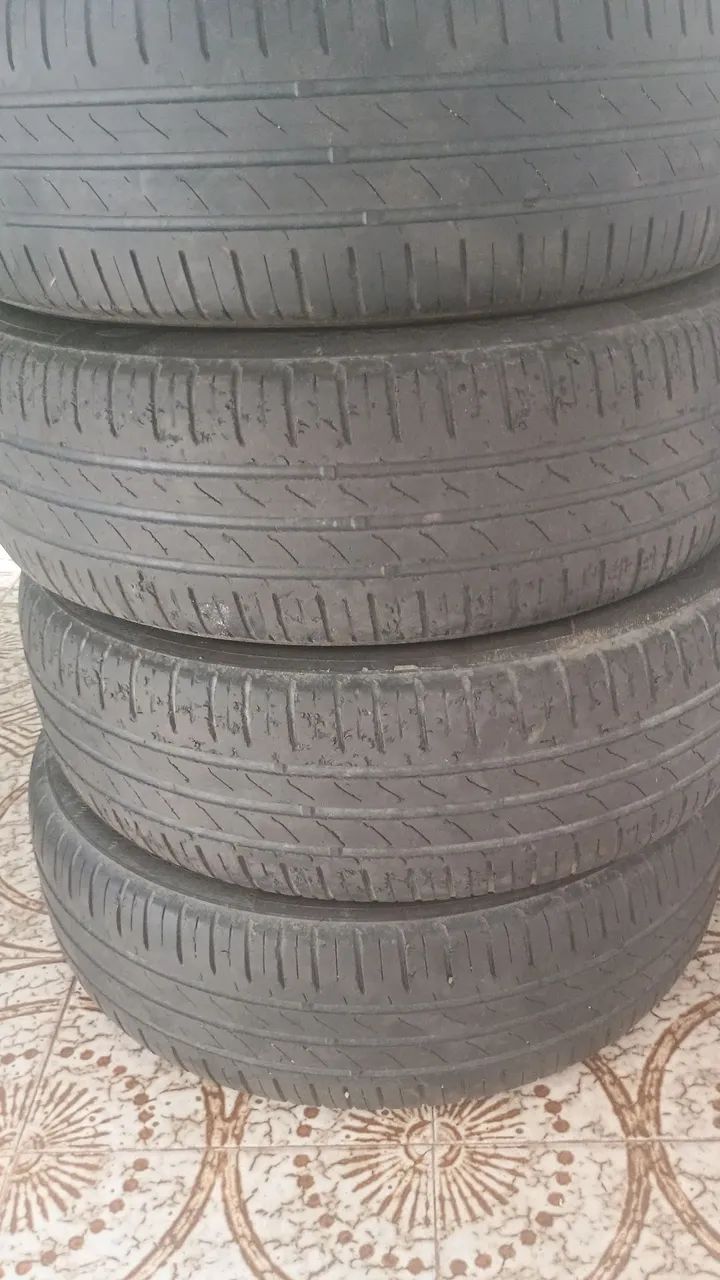 Pneu Usado 195/65 Aro 15