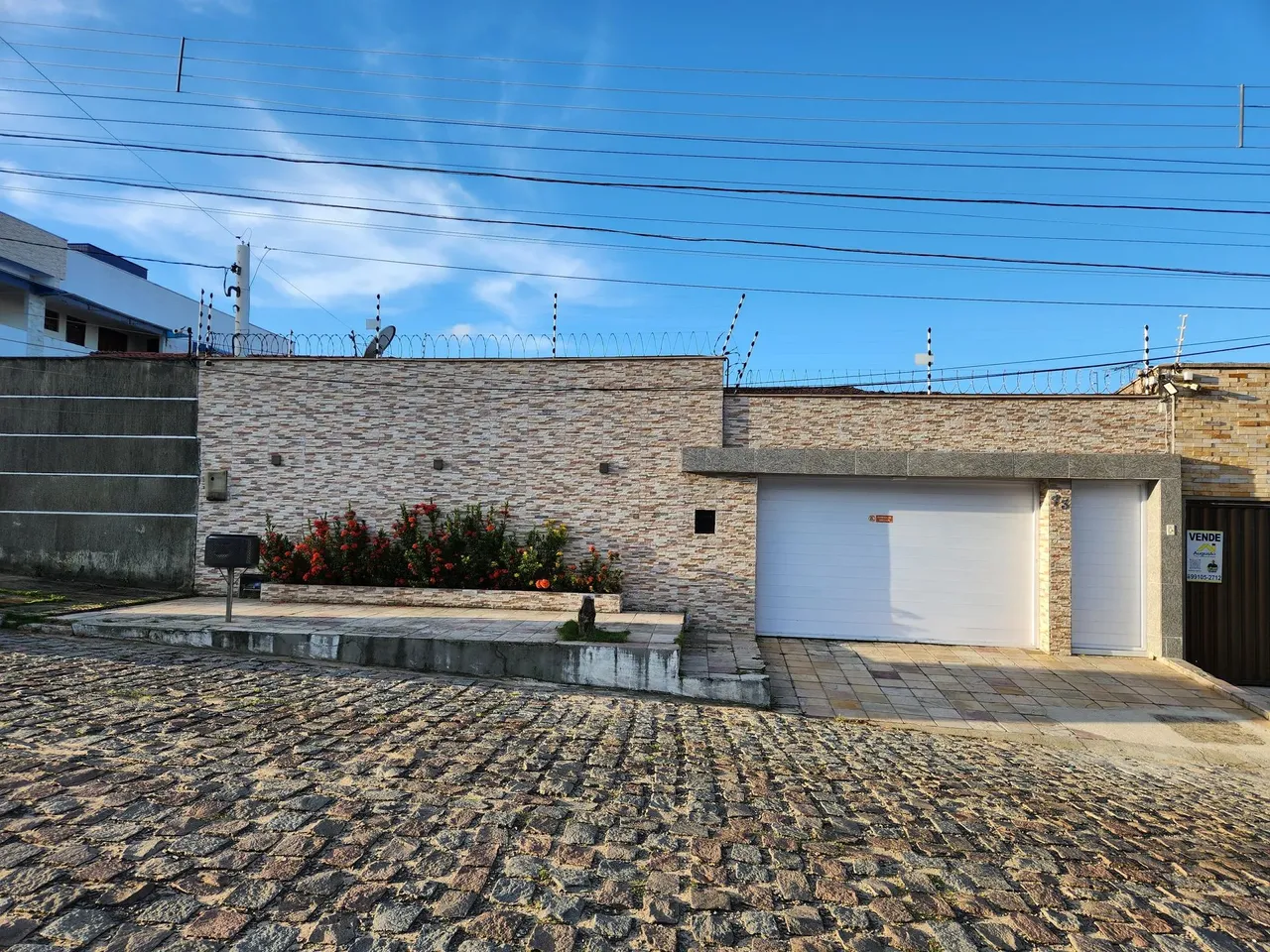 Linda Casa para alugar com 3 Quartos no conjunto Monte Belo