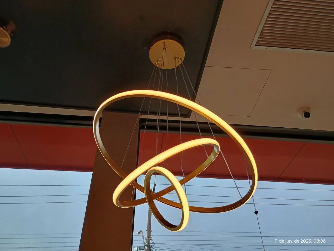 Luminária Anéis de Led já instalado  - Foto 2