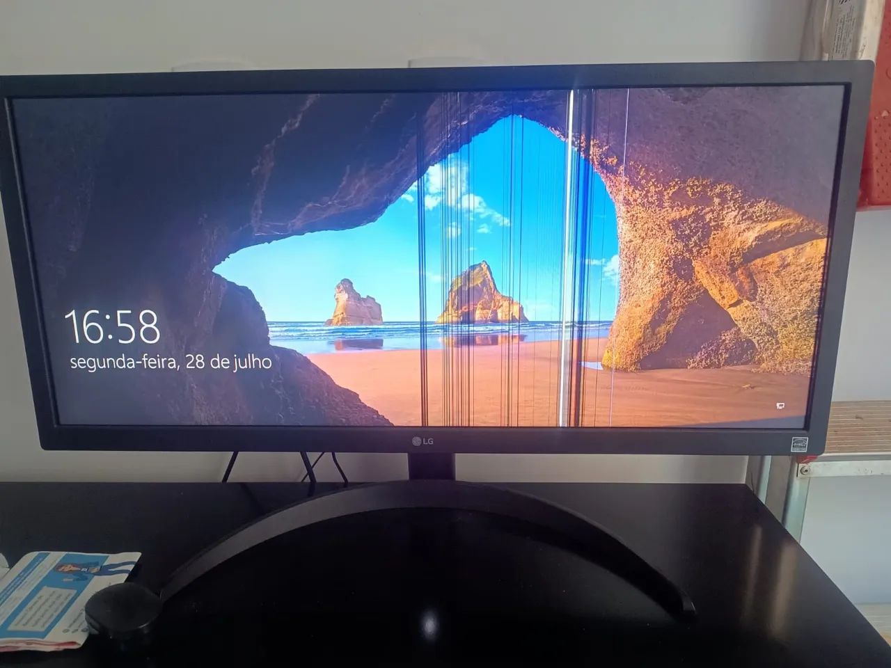 MONITOR LG PARA RETIRAR PEÇAS  - Foto 2