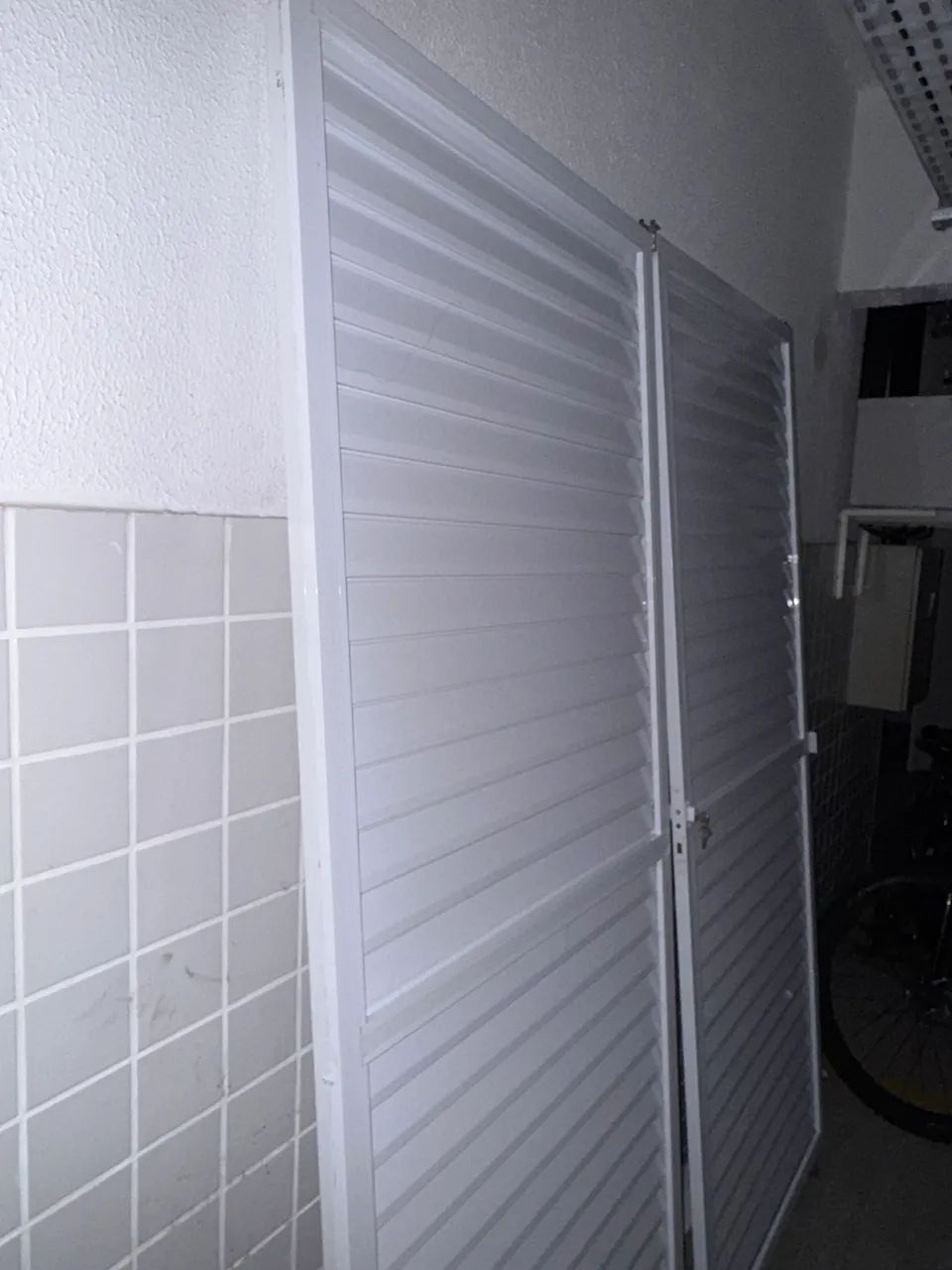 Porta de Correr em Alumínio Branco - Foto 3