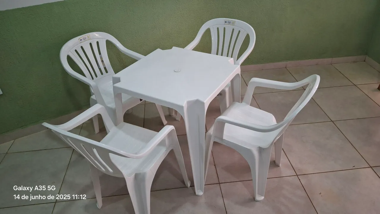 3 Jogos de mesa de plástico