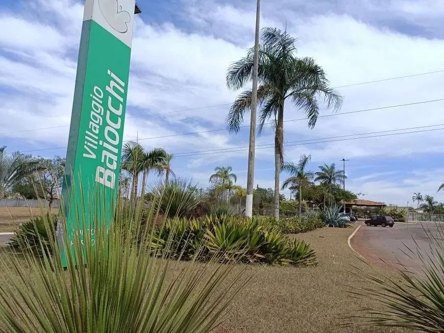 Terreno à venda no bairro Condomínio Villágio Baiocchi - Goianira/GO