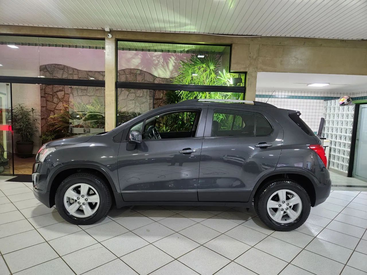 CHEVROLET Tracker 1.8 16V 4P FLEX LT AUTOMÁTICO - 2016 - Foto 4