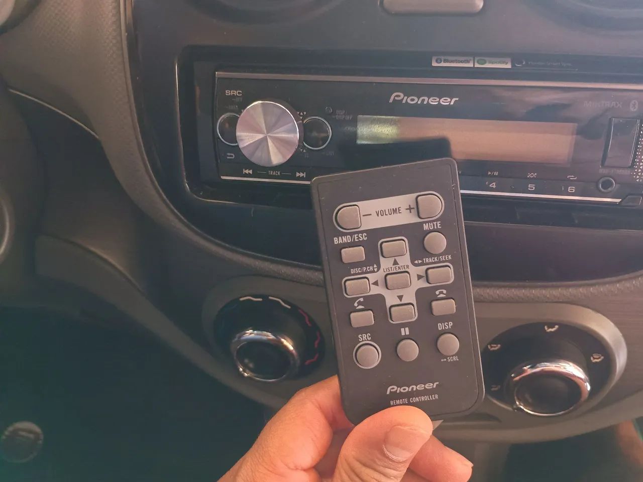 Som automotivo Pioneer.  Leia o anúncio. 650 para sair logo.. - Foto 2
