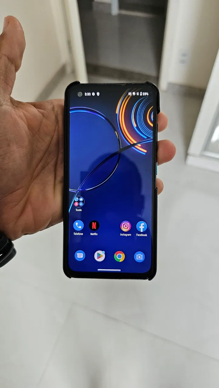 Smartphone Asus Zenfone 8 em ótimo estado conservação e bateria.