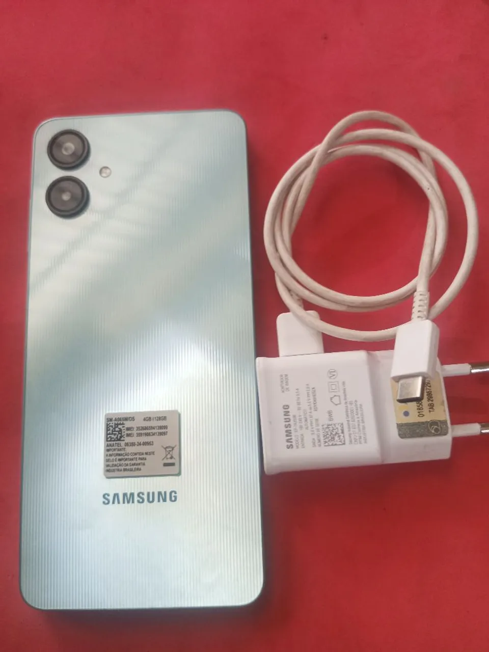 A06 semi novo