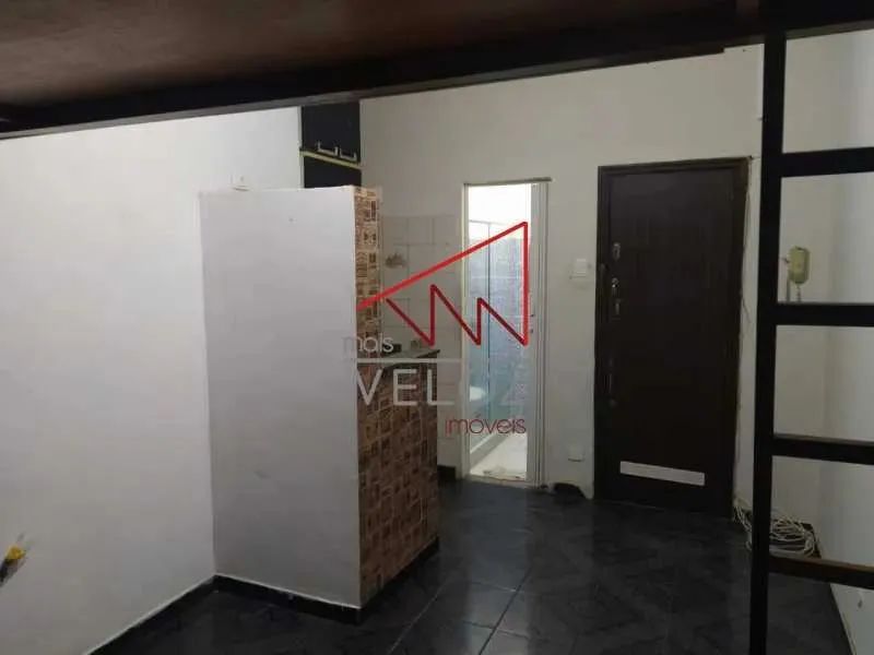 Kitnet/Conjugado - / Residencial / Centro