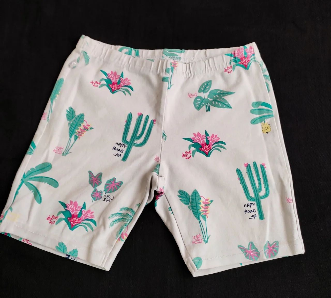 Shorts Infantil com Estampa Tropical