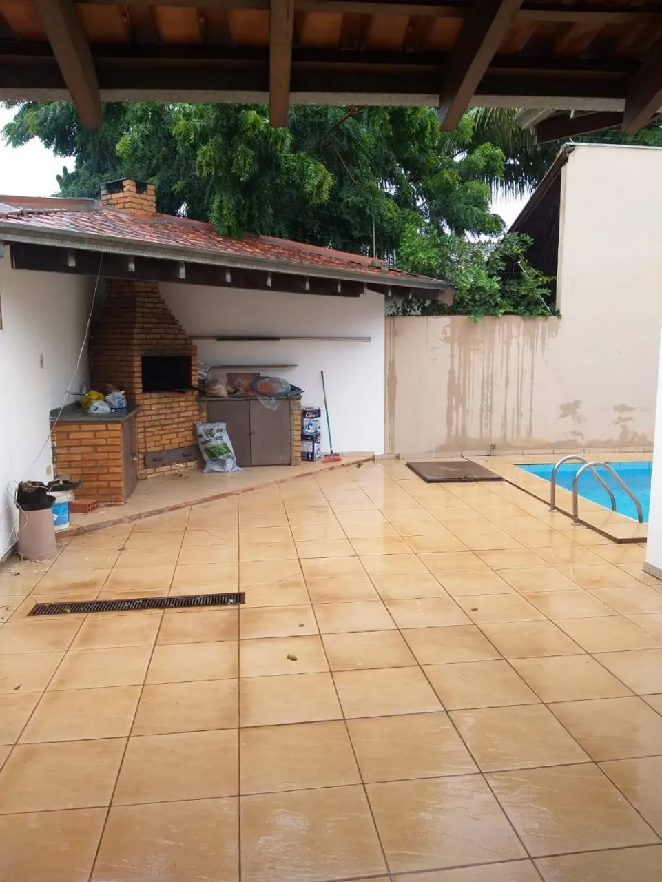 Alugo quartos em residência