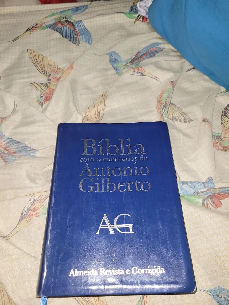 Bíblia com comentários de Antonio Gilberto - Edição Revista e Corrigida