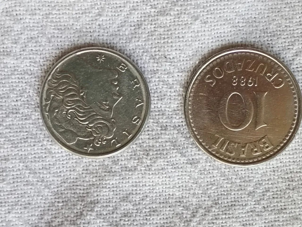 Moedas antigas coleção 10 cruzados e 20 centavos  - Foto 3