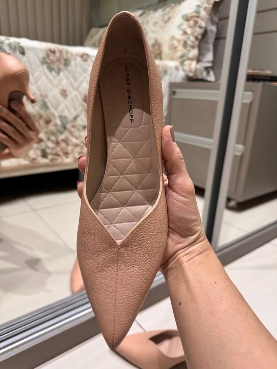 Scarpin nude de couro - Foto 2