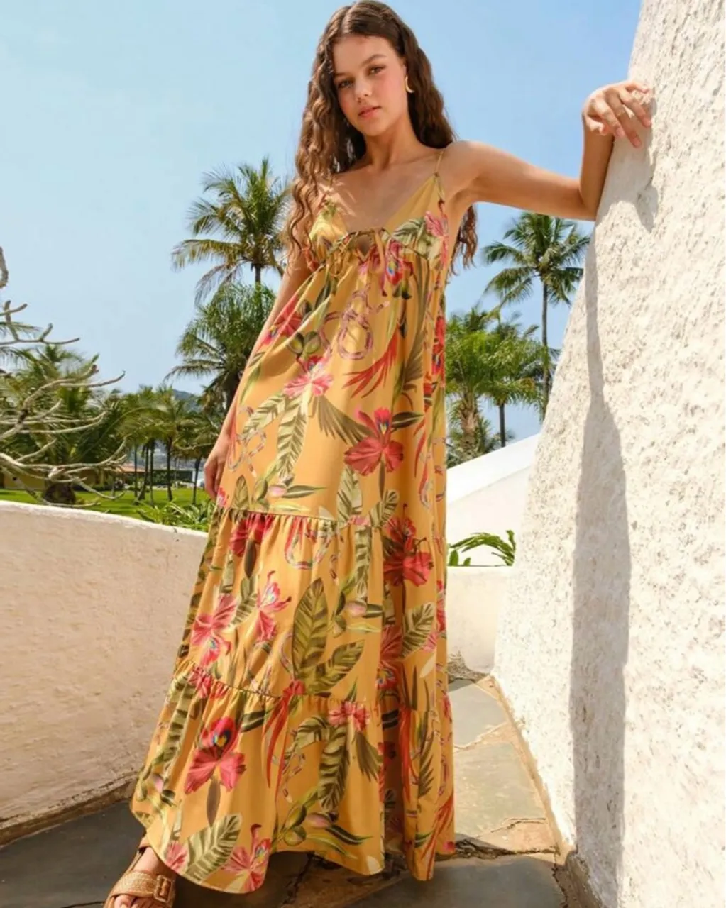 Vestido Longo Floral Amarelo - Elegância e Conforto!
