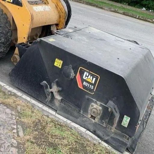 Vassoura recolhedora hidráulica Caterpillar original 