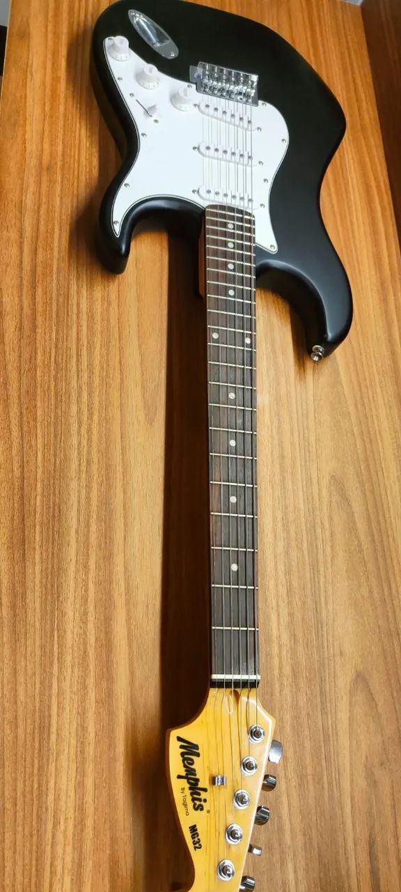 Guitarra Memphis MG32