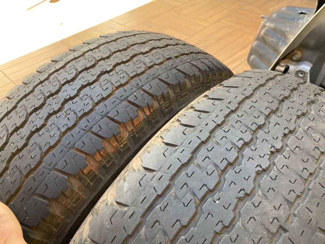 Pneus Bridgestone Dueler 265/70 R16 - Foto 4