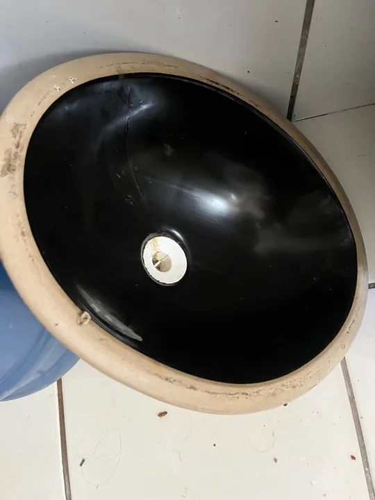 Cuba de cerâmica para banheiro