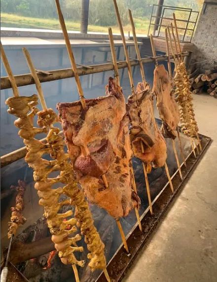 Sítio para temporada, com 70 leitos, piscina e campo de futebol em Cotia SP - Foto 10