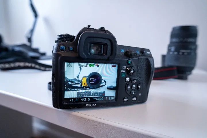 超美品PENTAX K-5 II＋18-135mm ＋ストロボ＋ショット数226 Amazon | Pentax K-5 II 16.3 MP DSLR DA 18-135mm WR lens kit (Black