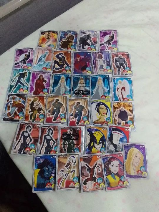 49 Tazos + 83 Cards Sortidos. 