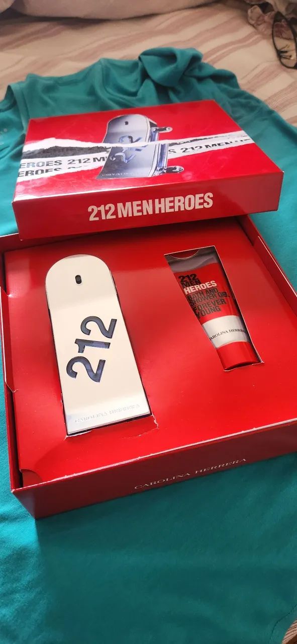 Kit Perfume 212 Men Heroes Carolina Herrera