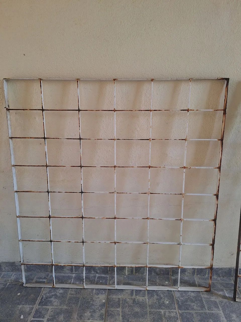 Duas grades de ferro 1m x 94cm64842085517186121