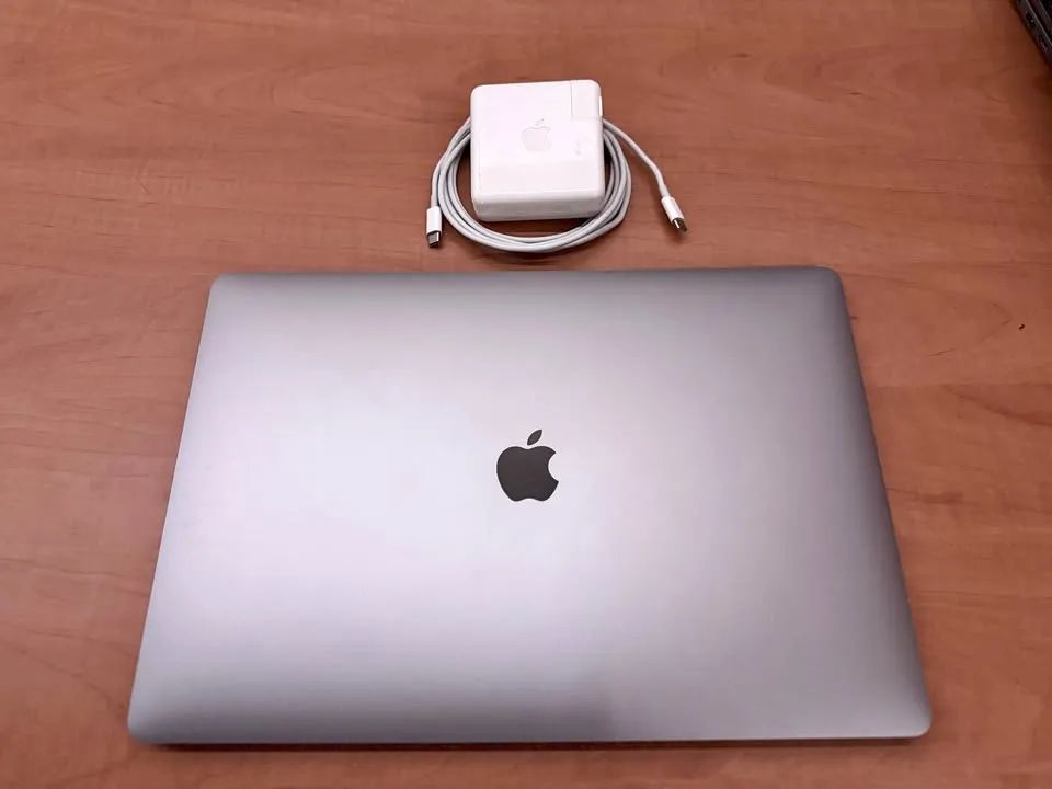 MacBook Pro 16 pol. i9 32GB 2TB Radeon Pro 5600M (TOP) - Notebooks