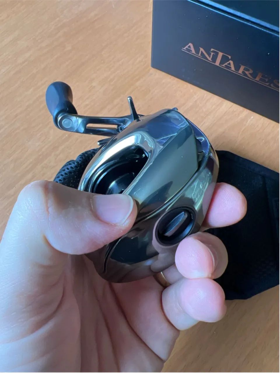 Carretilha Shimano Antares MGL 101XG 2025 - Foto 3