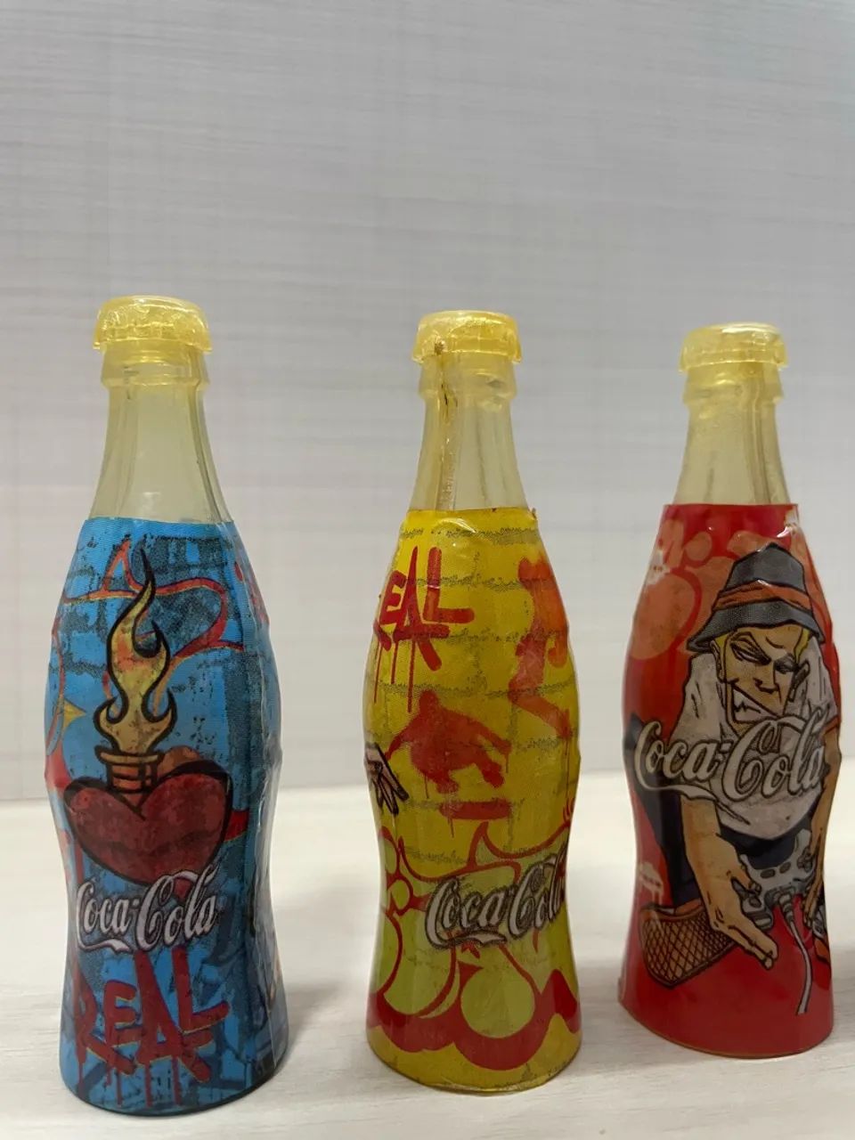 Garrafinhas Coca-Cola colecionáveis 6 unidades  - Foto 4