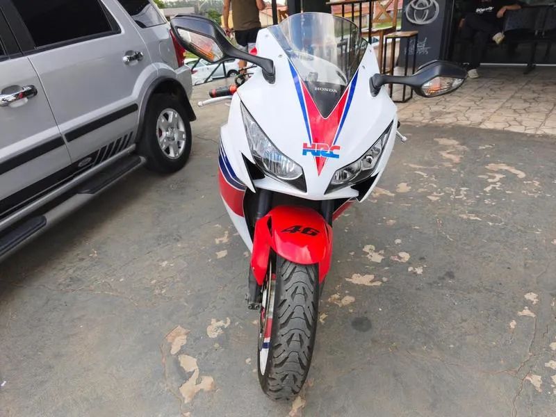 HONDA CBR 1000RR 2014 - Foto 4