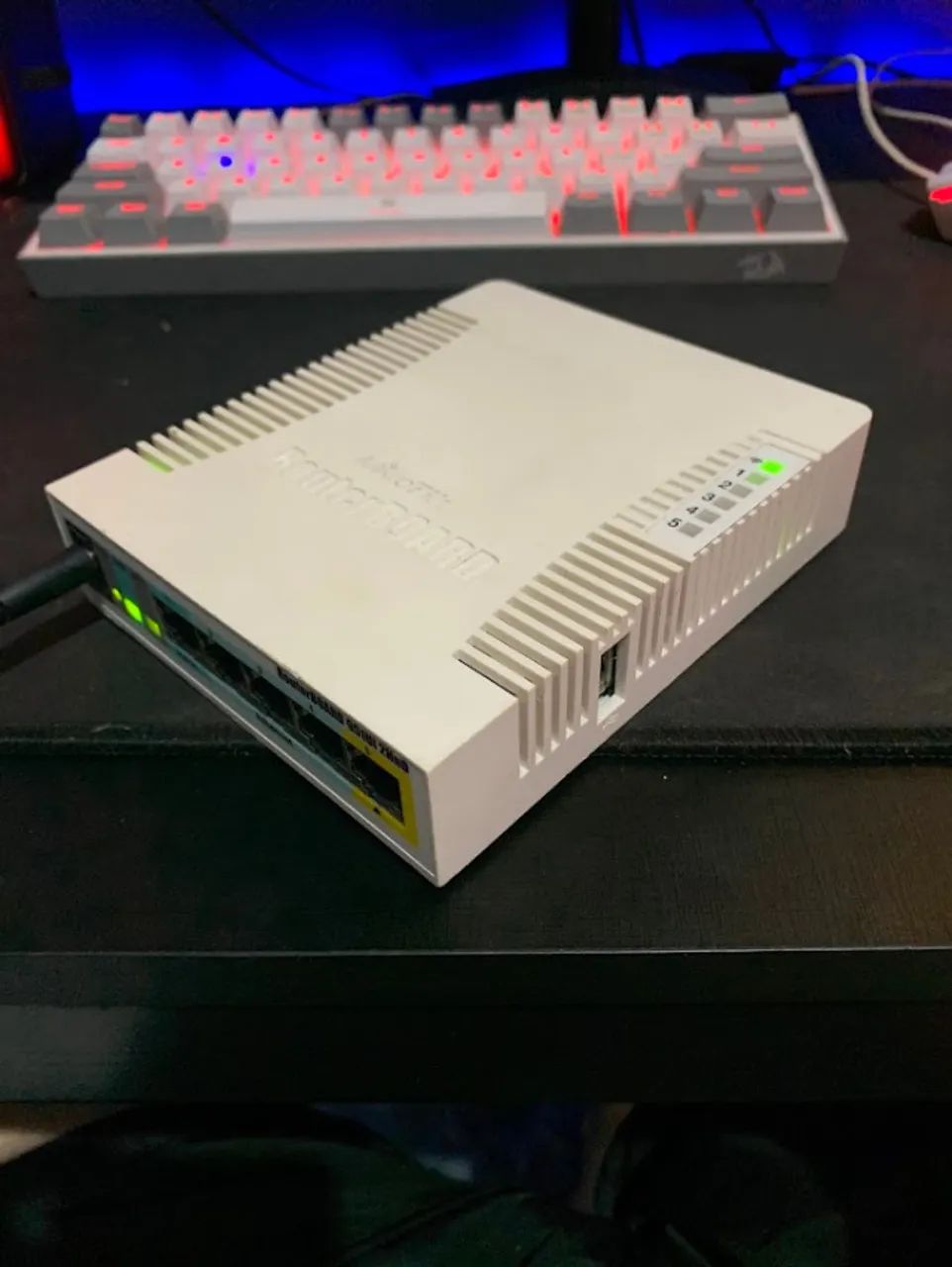 RB MIKROTIK