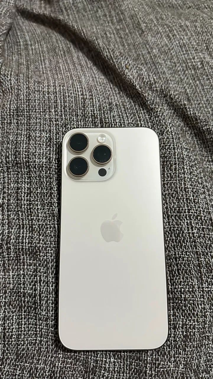 iPhone 16 Pro Max ( Bateria 100% )
