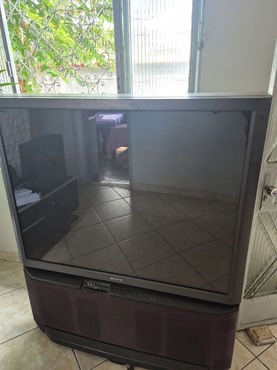 Vendo TV antiga Sony 
