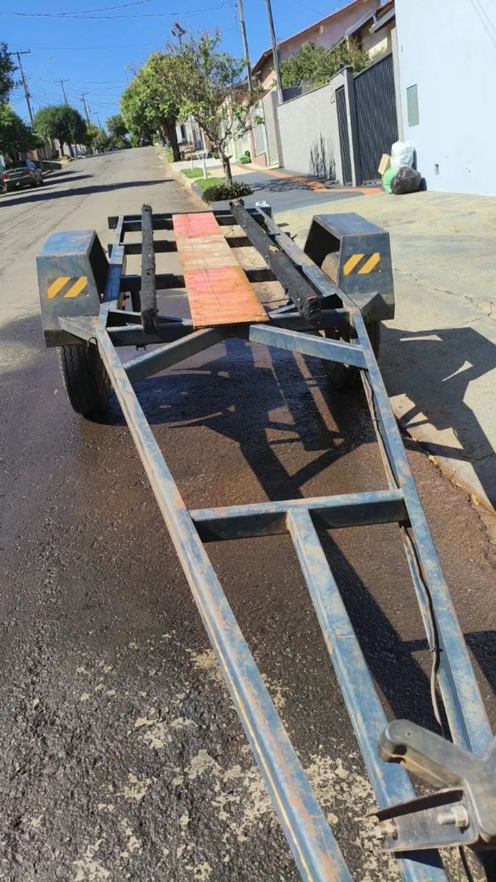 Carreta para barco de 6 metros - Foto 2