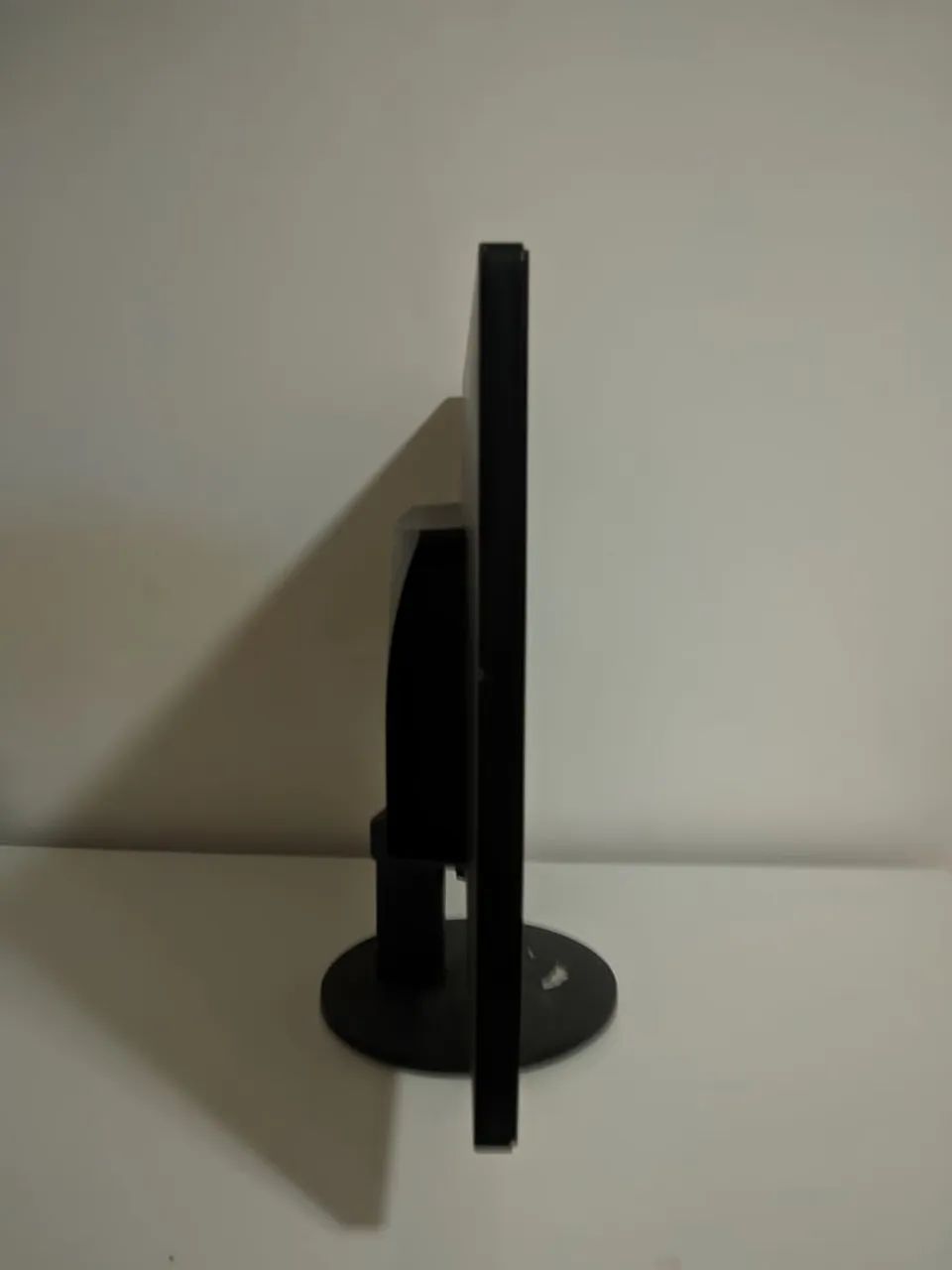 Monitor AOC E970SWNL - Foto 2
