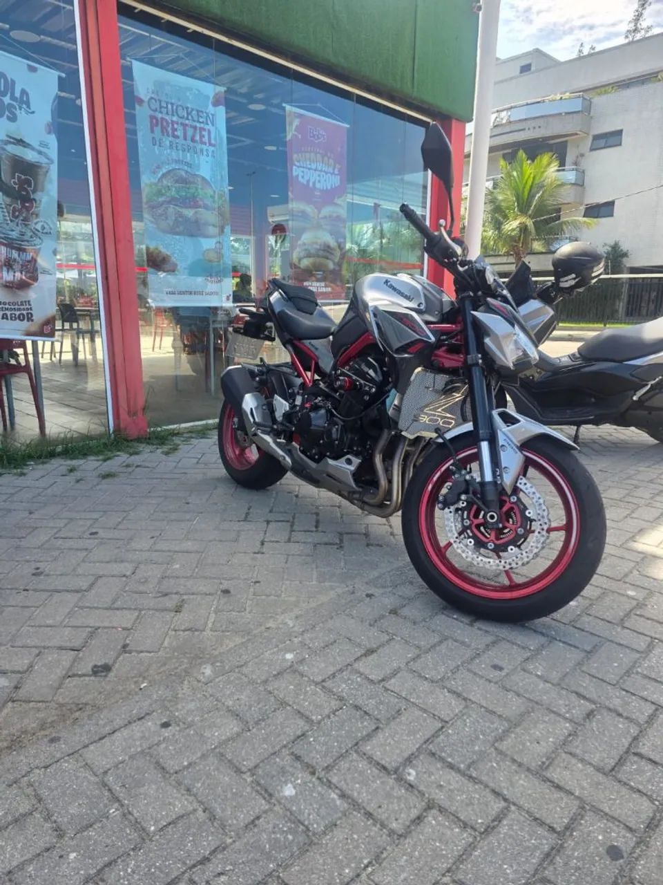 Z900 ZERADA com 1000km 23/23 - Foto 5