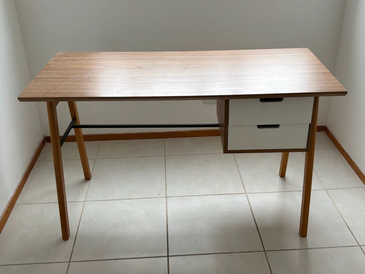 PARA VENDER - Escrivaninha perfeito estado