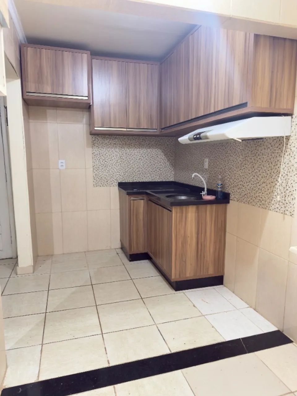 Alugo apartamento Semi mobiliado - Manoel julião  - Foto 4