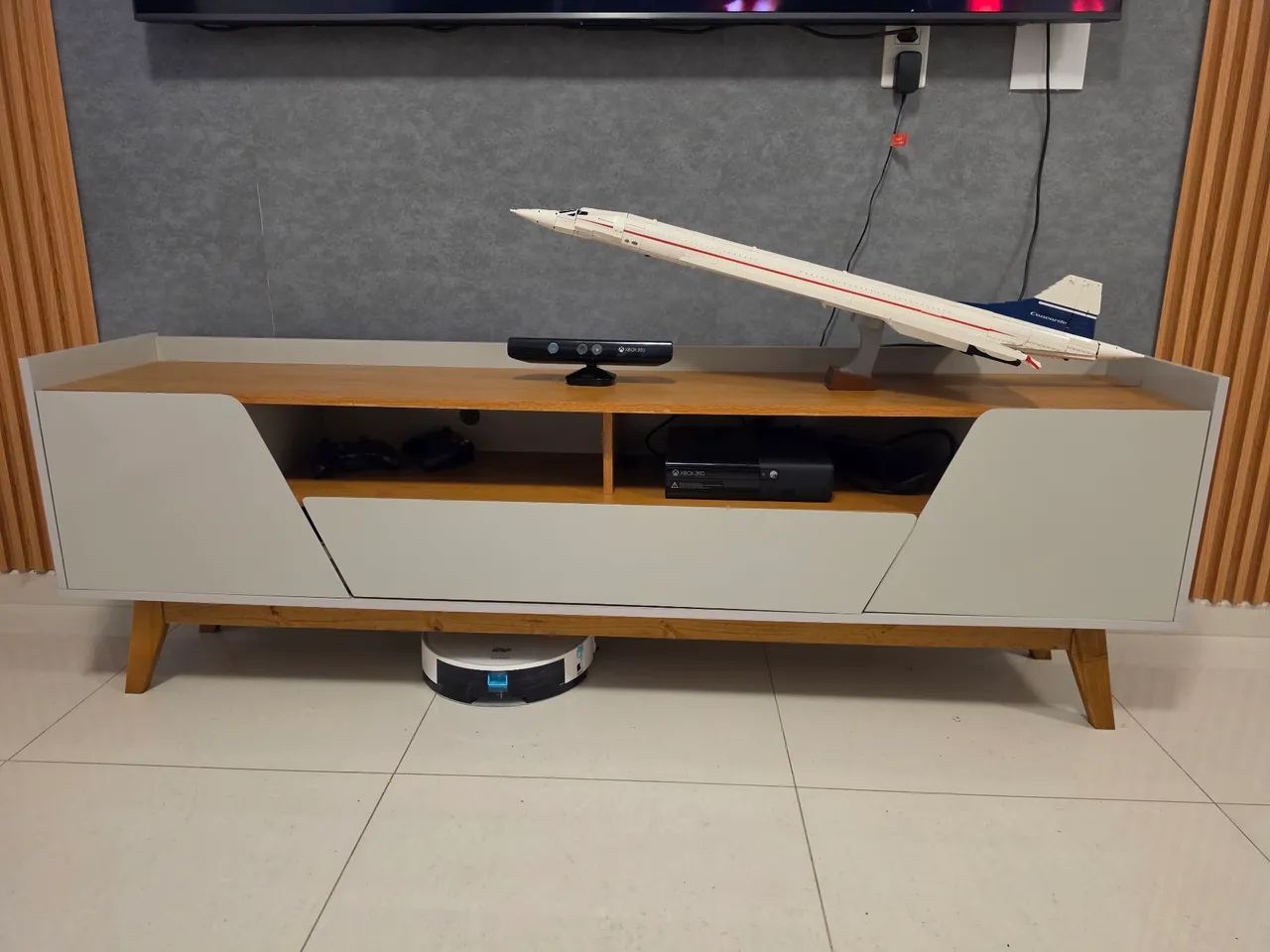 Rack para tv off white/naturalle