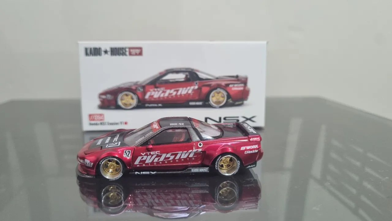 Mini GT Nissan GT-R R35 LBWK Liberty Walk 1:64 - Peças e